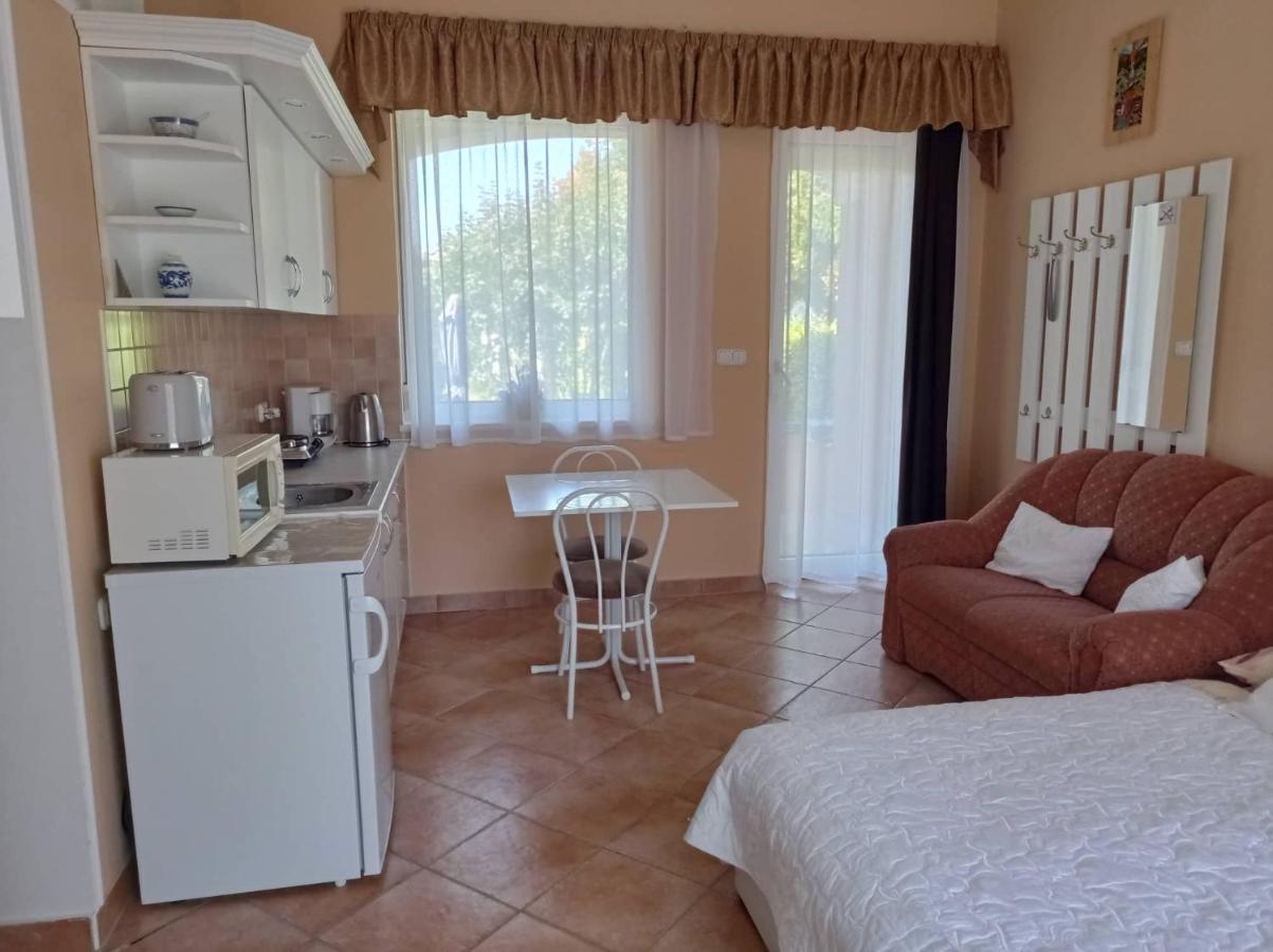 Ferienwohnung Szenczi Vendeghaz Bük Exterior foto